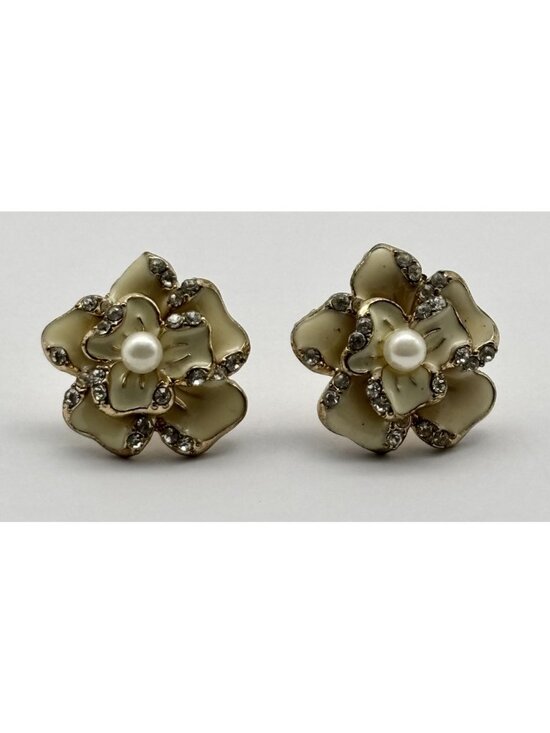 Vintage Enameled Dogwood Post Earrings Cream Enamel Faux Pearl Clear Rhinestones - Picture 7 of 8